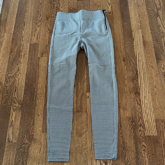 Zara Women’s Black & White Checkered Pant’s Size Small - Picture 2 of 8